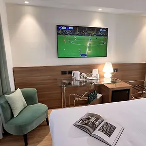 Hotell Western, Milano